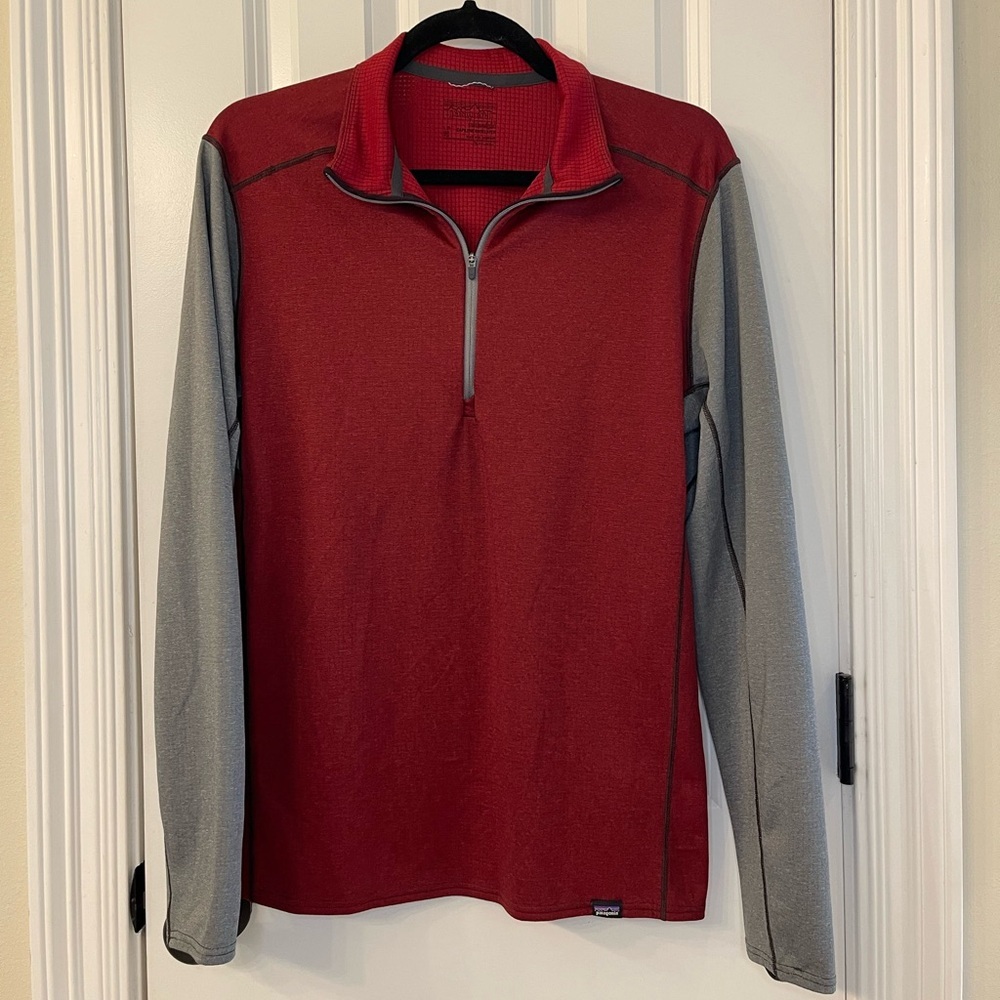 Patagonia Red and Gray Quarter-Zip Caplene BaseLayer Sweater Size Medium